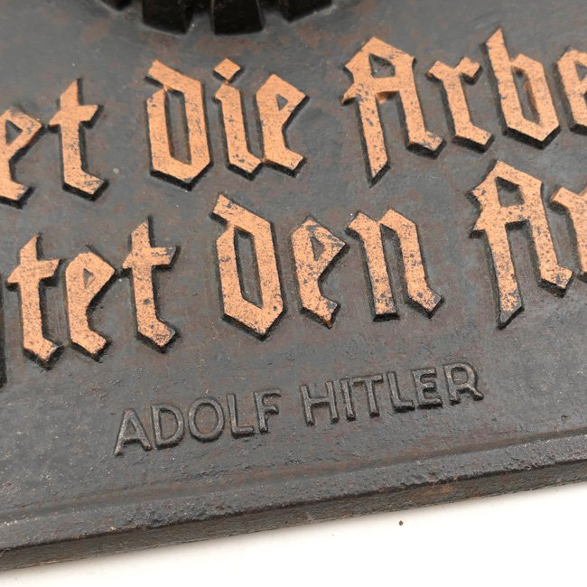 DAF 'Ehret die Arbeit und achtet den Arbeiter' Wall Plaque — image 4