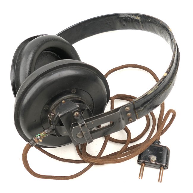 Wehrmacht 'Dfh.b' Panzer Headphone 1942 — image 2