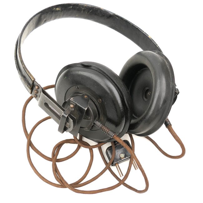 Wehrmacht 'Dfh.b' Panzer Headphone 1942 — image 3