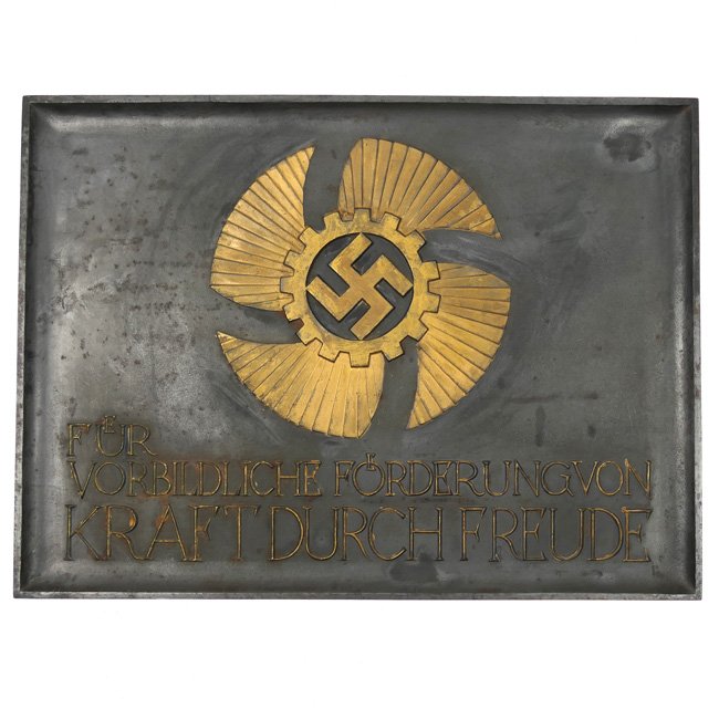 DAF 'Für Vorbildliche Förderung von Kraft durch Freude' Wall Plaque — image 2