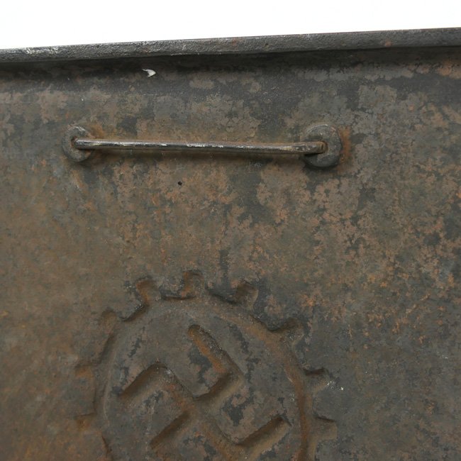 DAF 'Für Vorbildliche Förderung von Kraft durch Freude' Wall Plaque — image 7