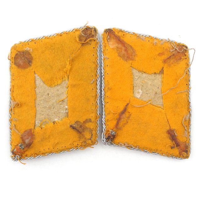 Pair of Luftwaffe Flight/FJ Collar Tabs — image 3
