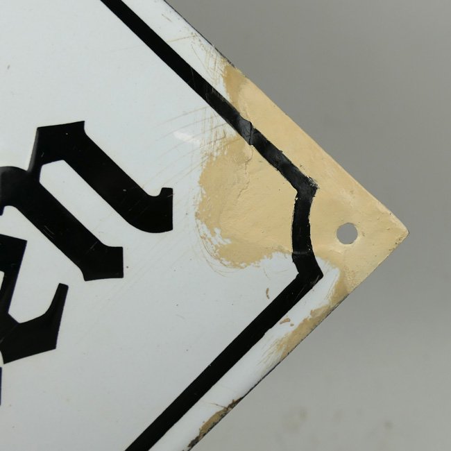 'Wohnung des Beigeordneten' Enamel Sign — image 5