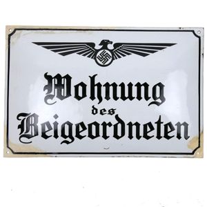'Wohnung des Beigeordneten' Enamel Sign