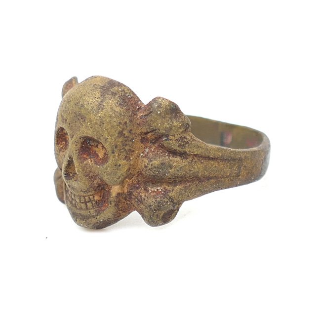 Rare original German 'Totenkopfring' — image 2