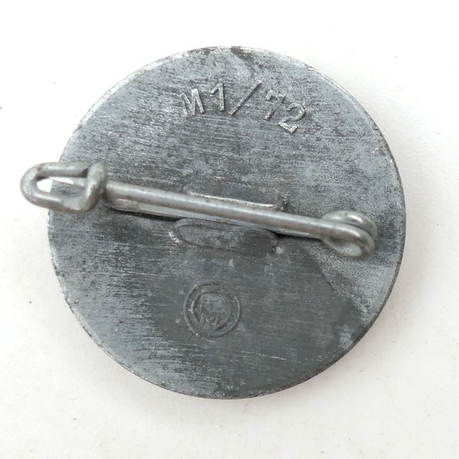 NSDAP Membership Badge RZM M1/72 — image 3