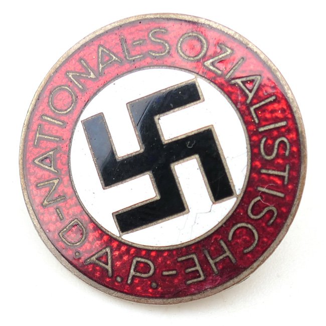 NSDAP Membership Badge 'RZM M1/42' — image 2