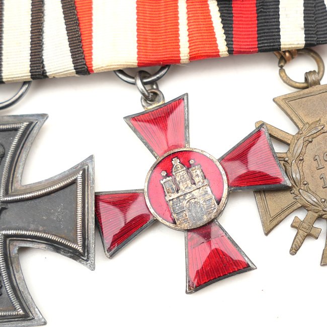 WW1 3-Piece Medal Bar & Batton — image 3