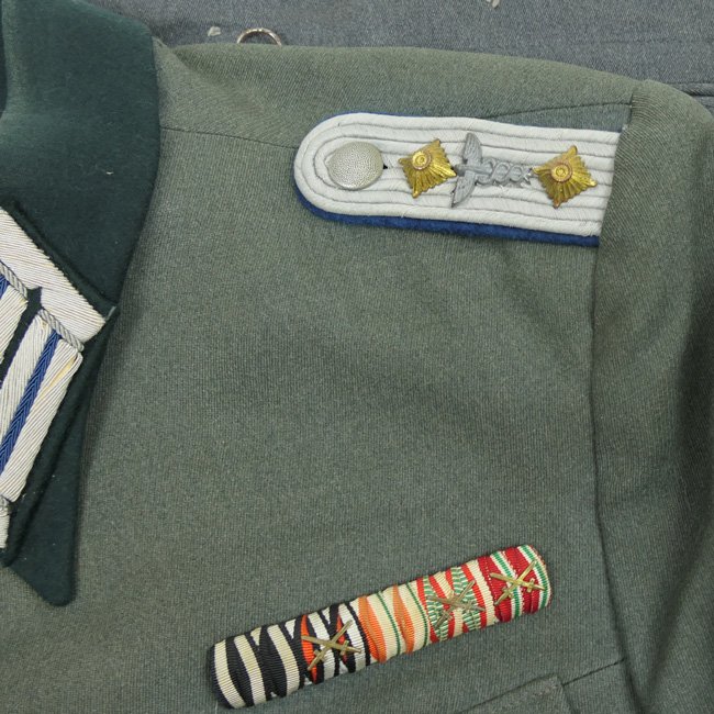 WH (Heer) TSD Officer's Field Blouse & Breeches — image 3