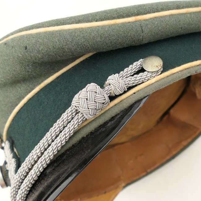 WH (Heer) Infantry Officer's Visor Cap with 'Braunschweig Skull' — image 8