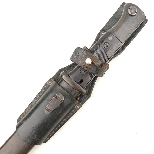 Matching K98 Combat Bayonet & Frog — image 2