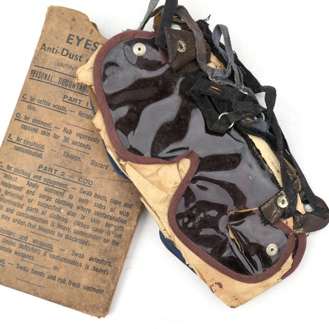 WW2 British Army Eye Shields Anti-Gas Mk1 — image 2
