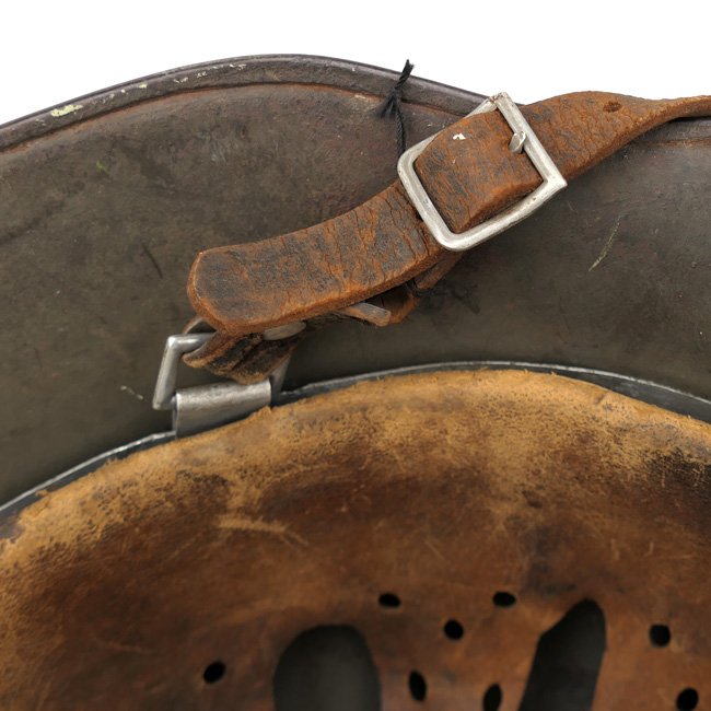 WH (Heer) M17 Single Decal Helmet — image 11