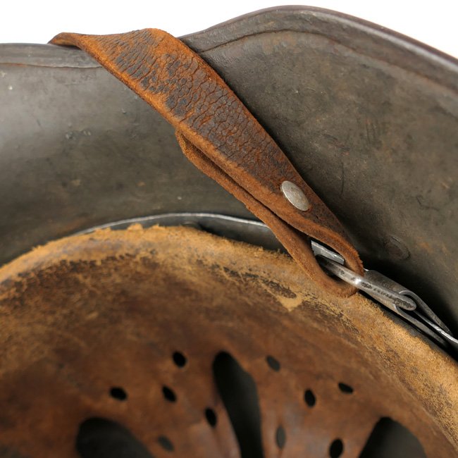 WH (Heer) M17 Single Decal Helmet — image 13