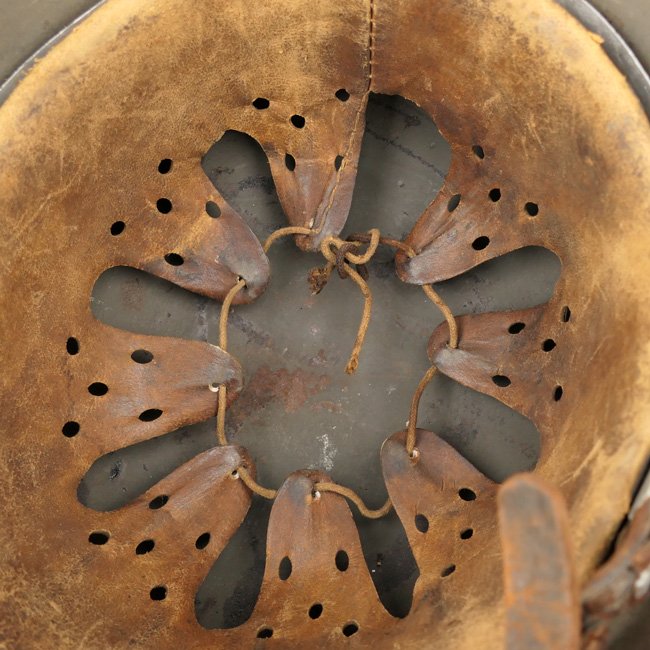 WH (Heer) M17 Single Decal Helmet — image 15