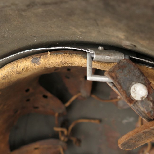 WH (Heer) M17 Single Decal Helmet — image 17