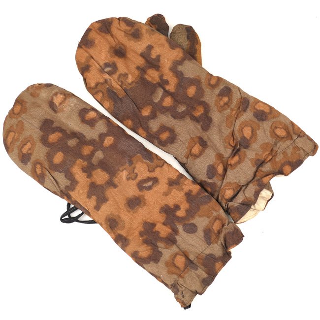 Waffen-SS Oakleaf Camouflage Reversible Winter Mittens — image 5