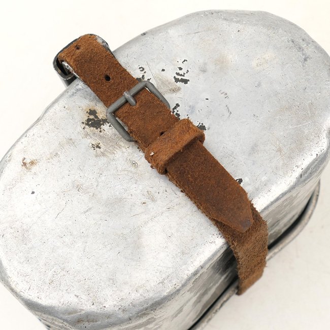 Wehrmacht Mess Kit M31 & Strap — image 6