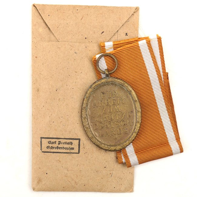 Westwall Medal with Pouch — image 3