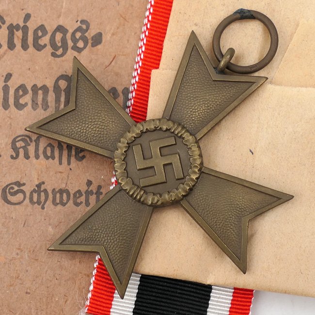 KVK 2nd Class without Swords in Pouch — image 2