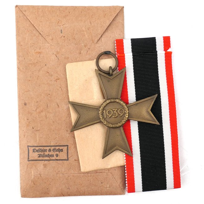 KVK 2nd Class without Swords in Pouch — image 3