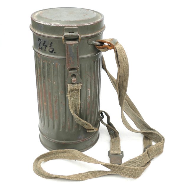 WH (Heer) Gasmask with short type Canister — image 7