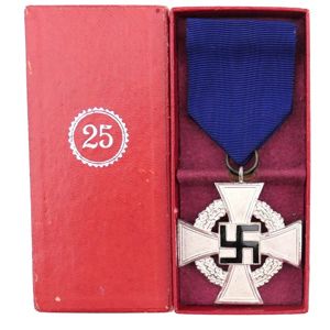 Cased Twenty-five Years Faithful Service Medal