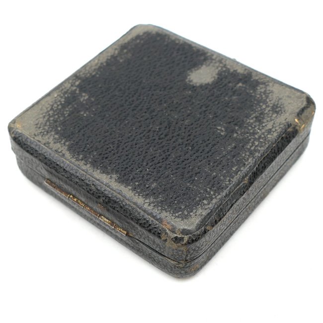 Cased Iron Cross 1st Class 'Meybauer' — image 7