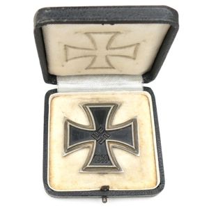 Cased Iron Cross 1st Class 'Meybauer'