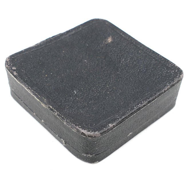 Empty 'LDO' type case for the Iron Cross 1st Class — image 4