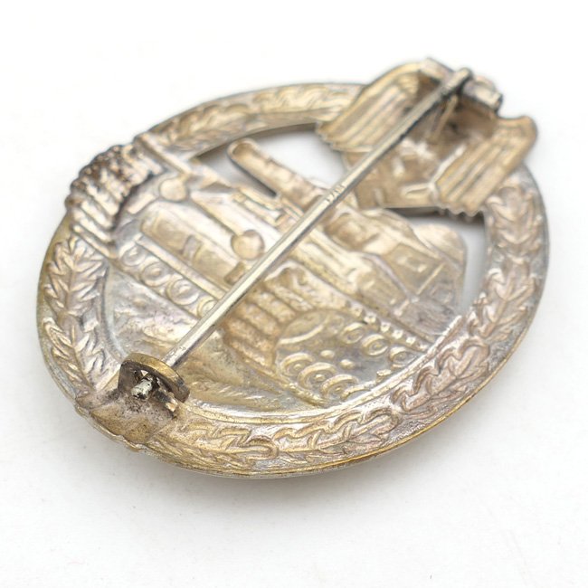 Panzer Assault Badge in Silver 'L/18' — image 4
