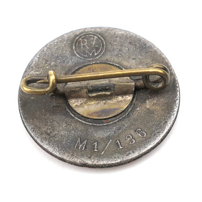 NSDAP Membership Badge 'RZM M1/136' — image 4