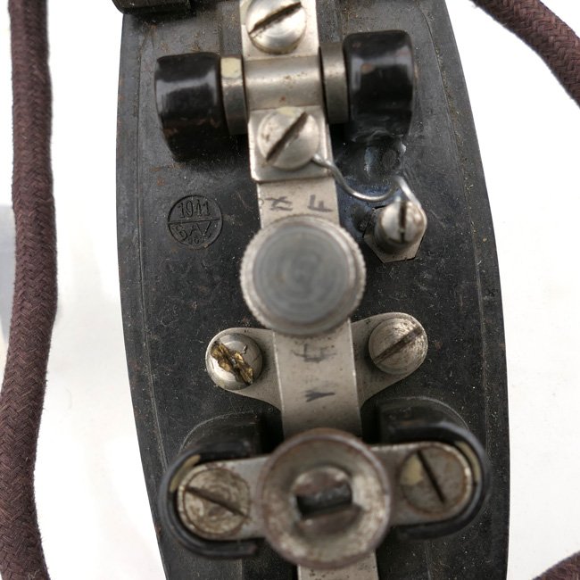 Luftwaffe 'Mouse' Morse Key — image 4
