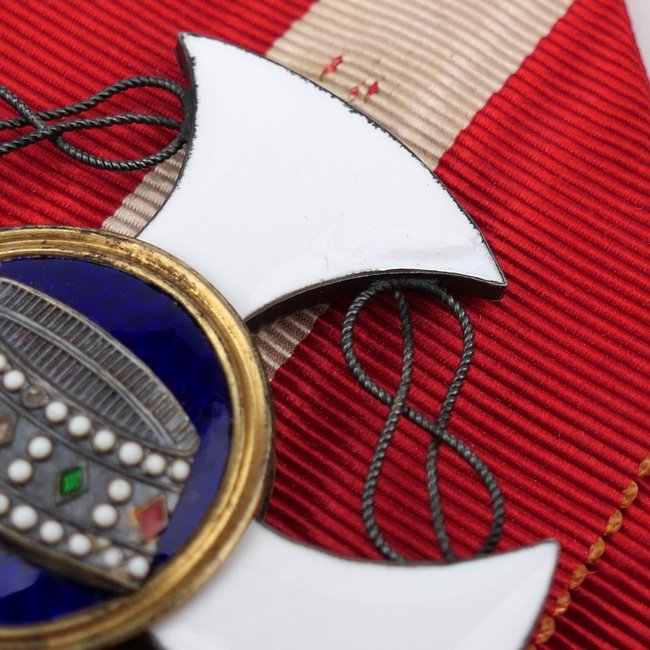 Order of the Crown of Italy from estate of 'Erich Kressmann' — image 7