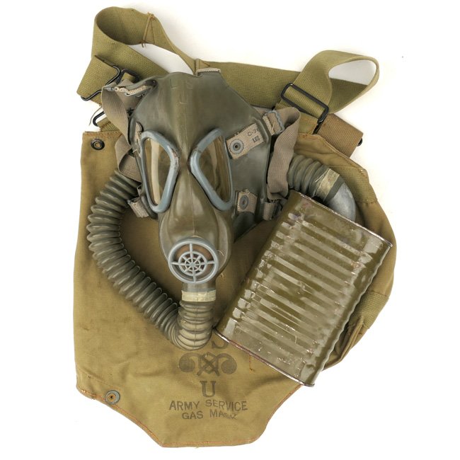 US Army Service Gas Mask with Carrying Bag — image 2