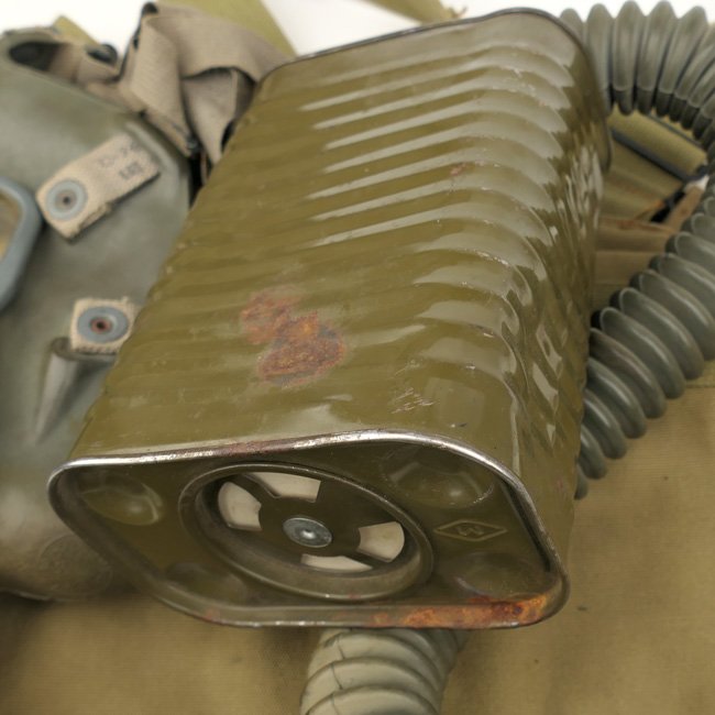 US Army Service Gas Mask with Carrying Bag — image 7
