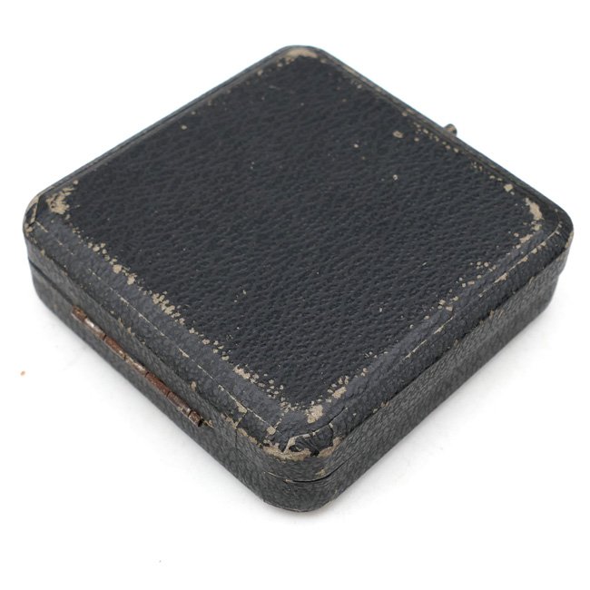 Cased Wound Badge in Gold & Miniature — image 6