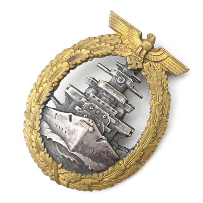 Kriegsmarine High Sea Fleet Badge 'Schwerin' — image 2