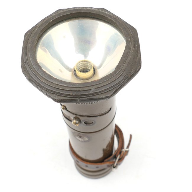 German 'Pertrix No.524' Flashlight — image 5