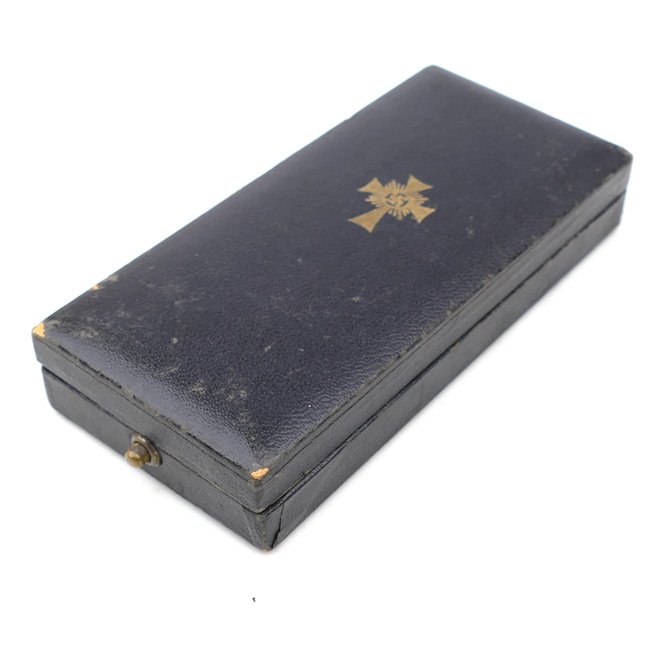 Cased Mother's Cross in Gold — image 4