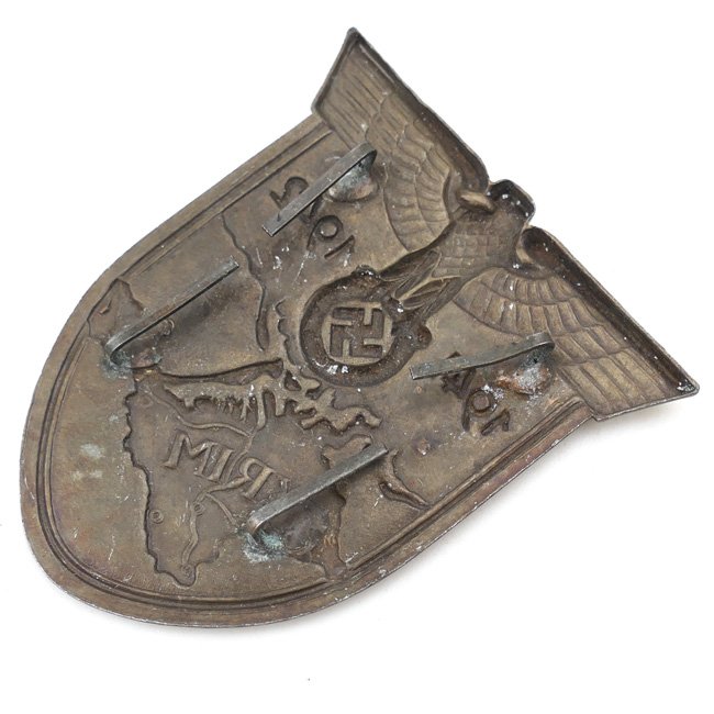 WH (Heer) 'Krim' Campaign Shield — image 3