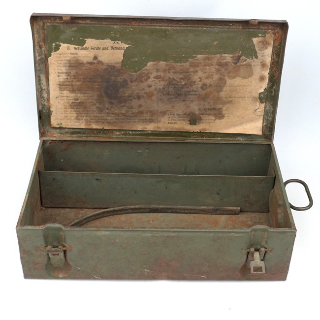 Wehrmacht 'Verbandkasten' — image 5