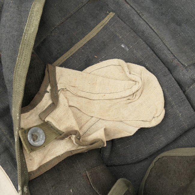 German Horse Gas Mask Carrying Bag — image 4