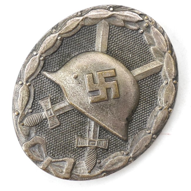 Wound Badge in Silver by Wilhelm Deumer '11' — image 2