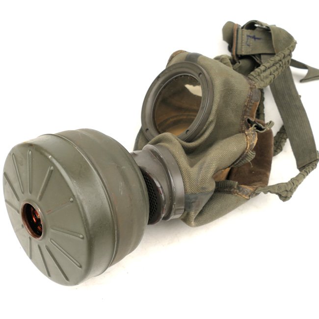 Wehrmacht M30 Gas Mask with 'Fe41' Filter — image 7