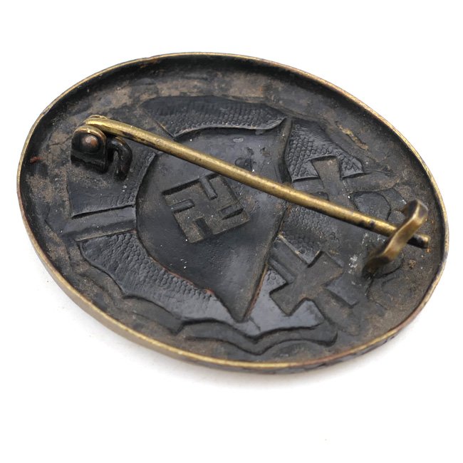 Wound Badge in Black — image 5