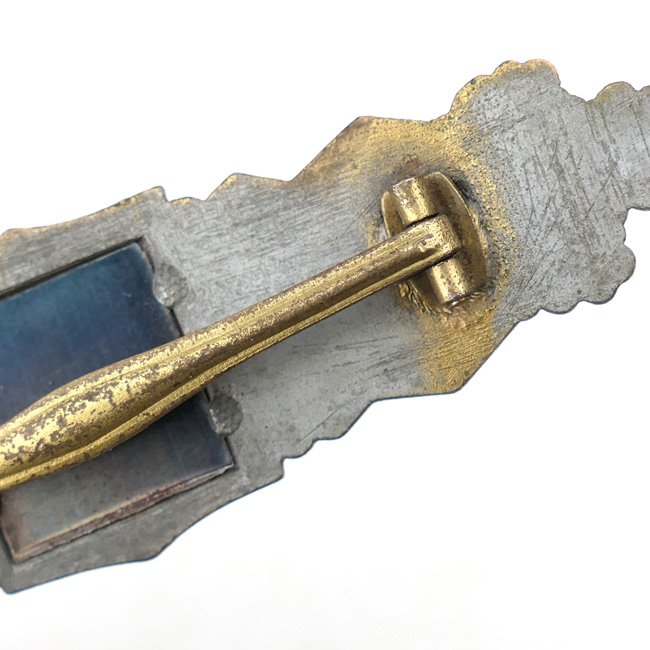 Close Combat Clasp in Gold - 'Deschler' — image 6