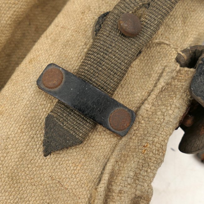 Late War German MP44 Magazine Pouch — image 3