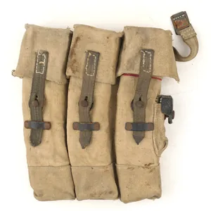 Late War German MP44 Magazine Pouc