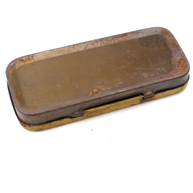 Wehrmacht metal 'Ohrverschluß für Trommelfellverletzte' Box — image 3